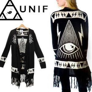 Unif Psychic Poncho